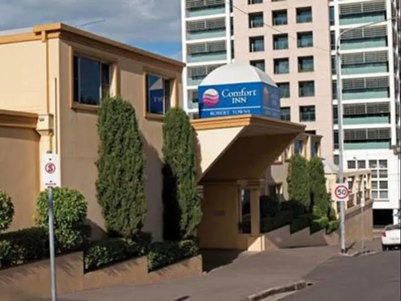 The Robert Towns Hotel Townsville 4*,